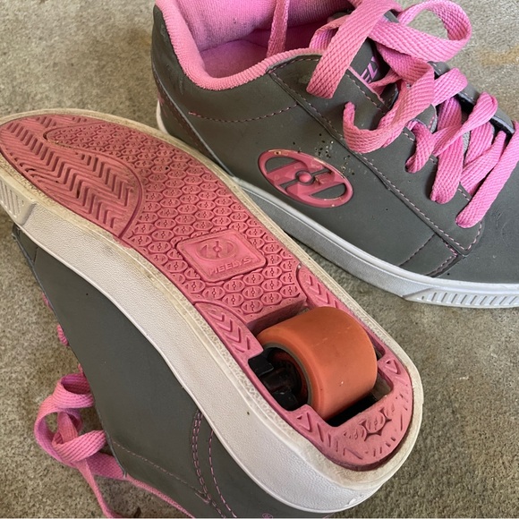 PINK AND GRAY HEELYS SIZE 3 - Picture 6 of 6